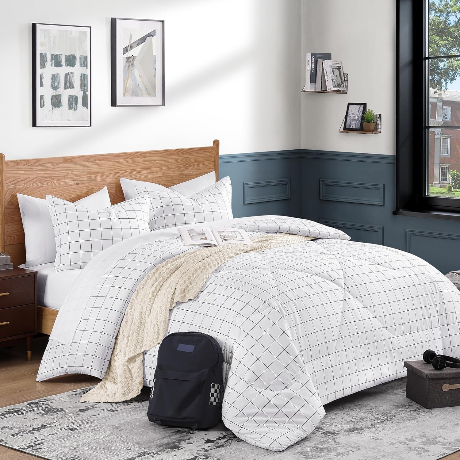 White Grid Comforter Set Queen Size (90X90 Inch), 3 Pieces(1 Grid Comforter and 2 Pillowcases), Summer Lightweight Microfiber down Alternative White Comforter with Black Lines
