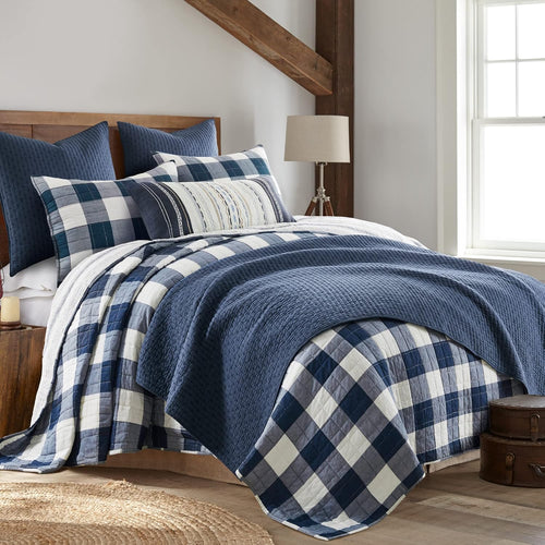 - Camden Bedspread Set - Queen Bedspread (110 X 118 In.) + Two Standard Pillow Shams (26 X 20 In.) - Buffalo Check in Navy and Cream - Reversible Pattern - Cotton
