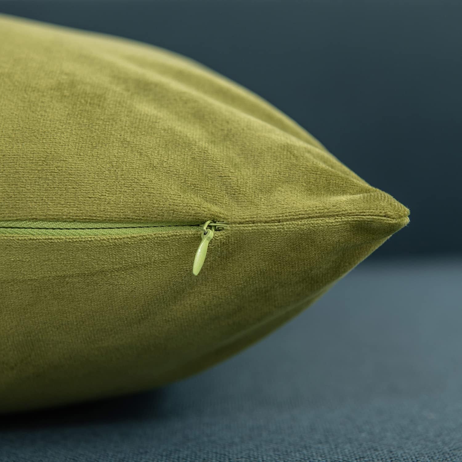 Throw Pillow Covers 22X22 Chartreuse: Pack of 2 Cozy Soft Velvet Square Modern Luxury Decorative Throw Pillow Cases for Sofa Couch Living Room Bed Home Decor