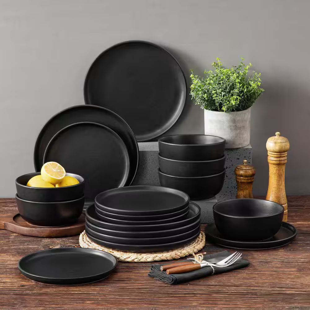 18-Piece Matte Black Stoneware Dinnerware Set Service for 6 Tableware Dinner Plates Dessert Plates Cereal Bowls