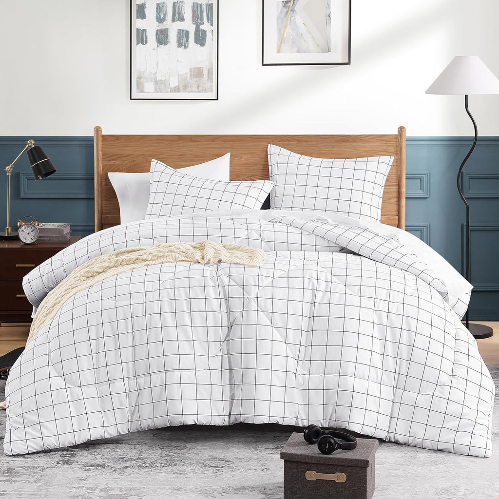 White Grid Comforter Set Queen Size (90X90 Inch), 3 Pieces(1 Grid Comforter and 2 Pillowcases), Summer Lightweight Microfiber down Alternative White Comforter with Black Lines