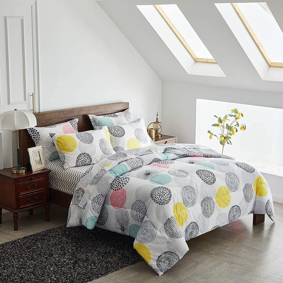 6 Pieces Comforter Sheet Set Twin Size Bed in a Bag - Colorful Dots Style - Soft Microfiber, Spring Soft Bedding Set (1 Comforter, 2 Pillow Shams, 1 Flat Sheet, 1 Fitted Sheet, 1 Pillowcases)