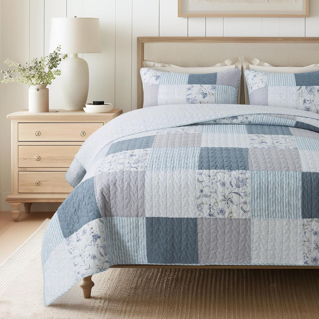 Coastal Dream Cotton Pieced Quilt Set - Twin Size with 1 Sham, Soft Purple & Blue Patchwork Quilted Bedspread, Farmhouse Country Style Bedding for All Seasons