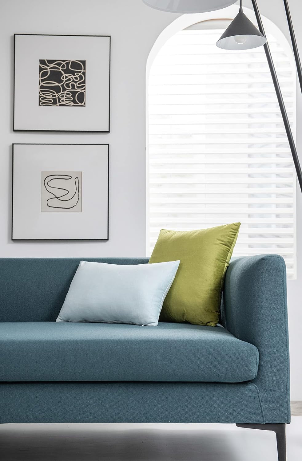 Throw Pillow Covers 22X22 Chartreuse: Pack of 2 Cozy Soft Velvet Square Modern Luxury Decorative Throw Pillow Cases for Sofa Couch Living Room Bed Home Decor