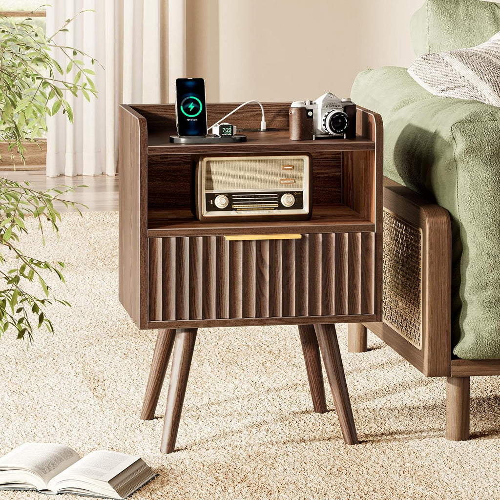 Nightstand with Charging Station, USB-C Port, Fluted Night Stand Set of 2, Bed Side Table with Drawer, Solid Wood Feet, Open Storage, End Table with Raised Edge, for Bedroom, Walnut